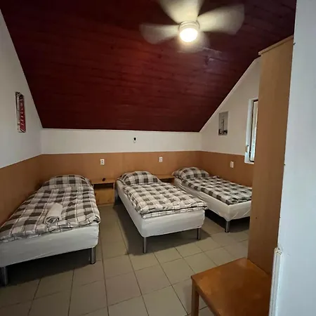 Solyom Szallo Apartment