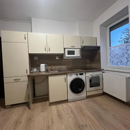 Solyom Szallo Apartment Szombathely