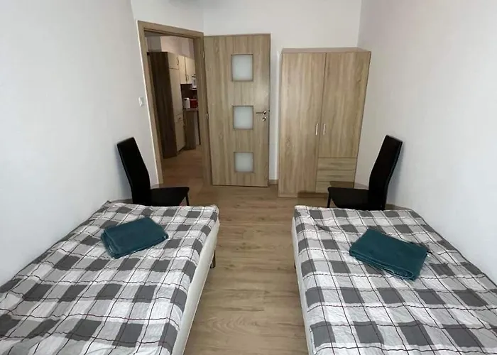 Solyom Szallo Apartment *